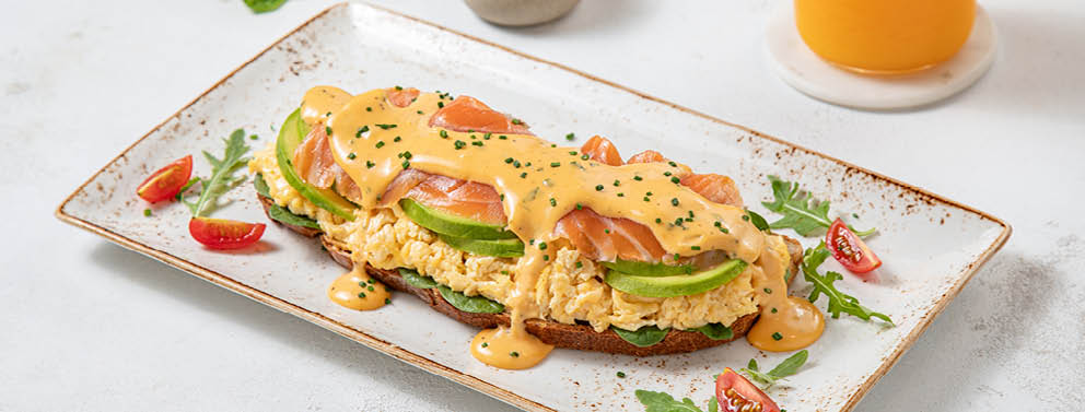 SALMON EGGS HOLLANDAISE